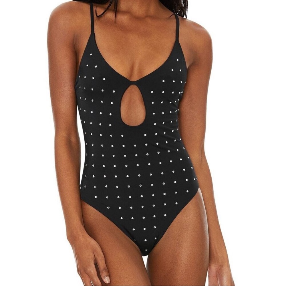 BEACH RIOT one piece